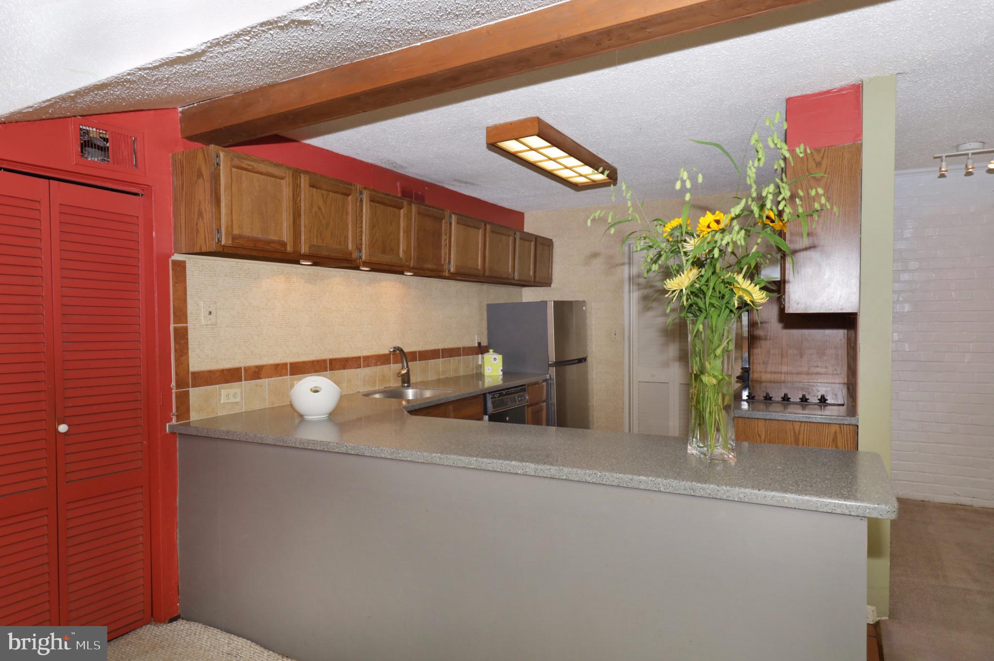 7817 Fort Hunt Road Alexandria, VA 22308 - Photo 12 of 51 Kitchen