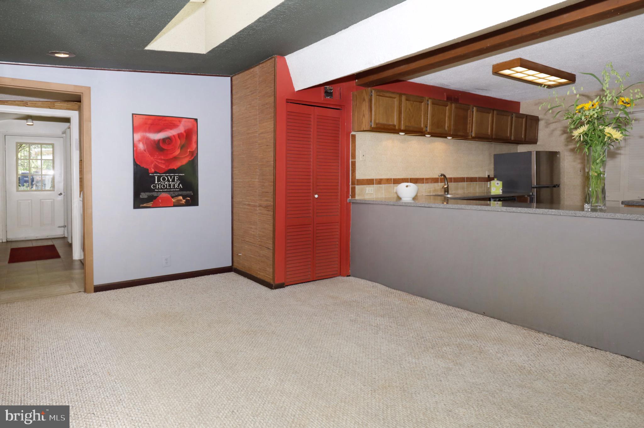 7817 Fort Hunt Road Alexandria, VA 22308 - Photo 18 of 51 Family Rm w/ Access to Laundry Rm & Side Entrance