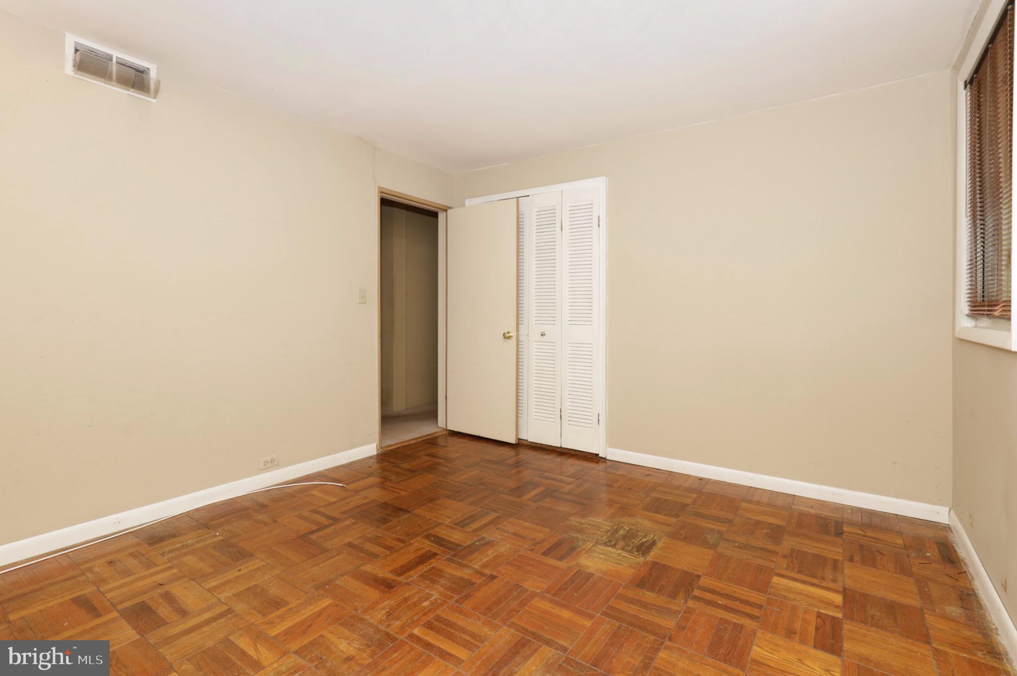 7817 Fort Hunt Road Alexandria, VA 22308 - Photo 26 of 51 Second Bedroom