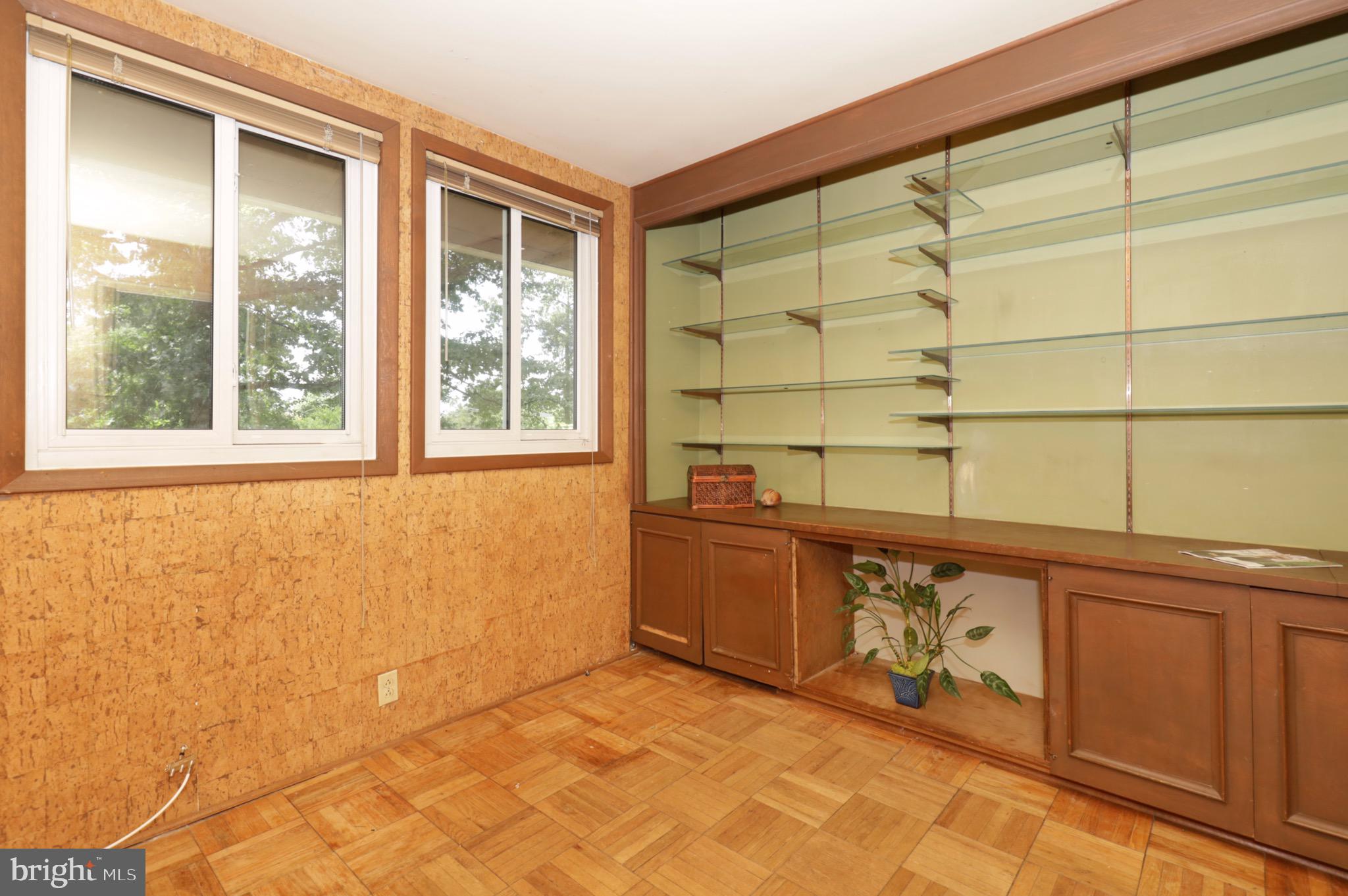 7817 Fort Hunt Road Alexandria, VA 22308 - Photo 28 of 51 Third Bedroom or Office