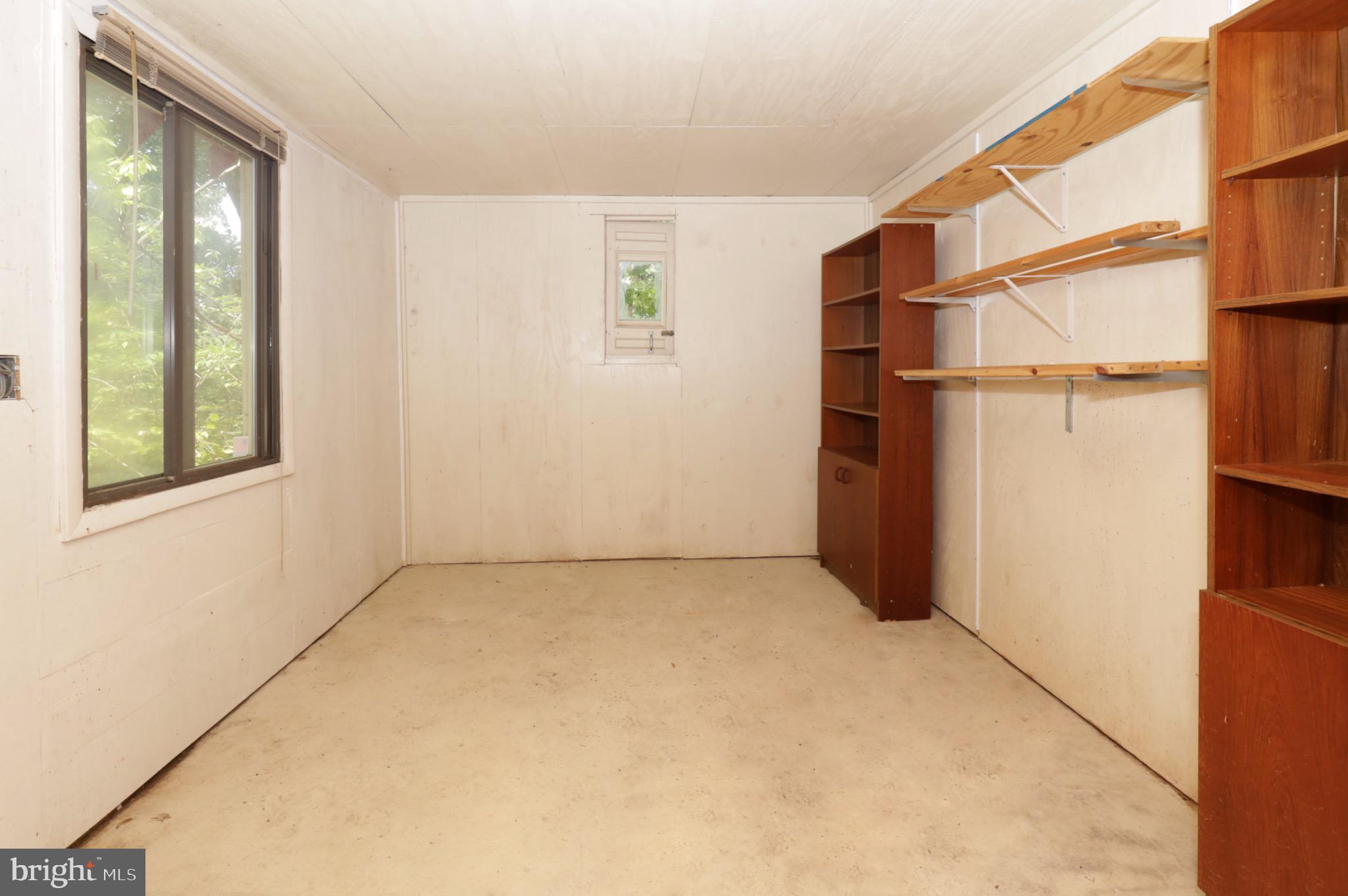 7817 Fort Hunt Road Alexandria, VA 22308 - Photo 40 of 51 Shed