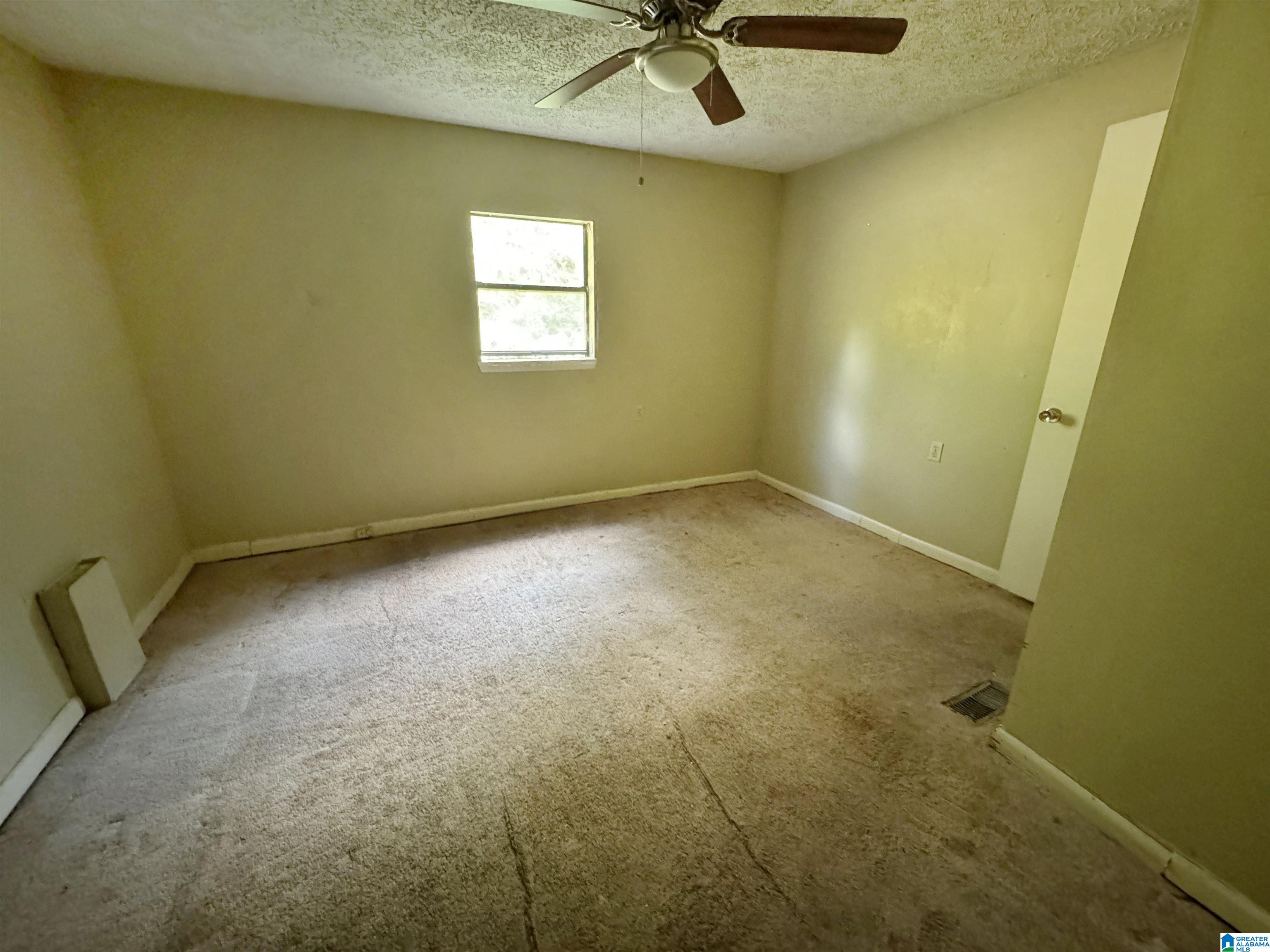 276 Overbrook Circle Sylacauga, AL 35150 - Photo 7 of 9