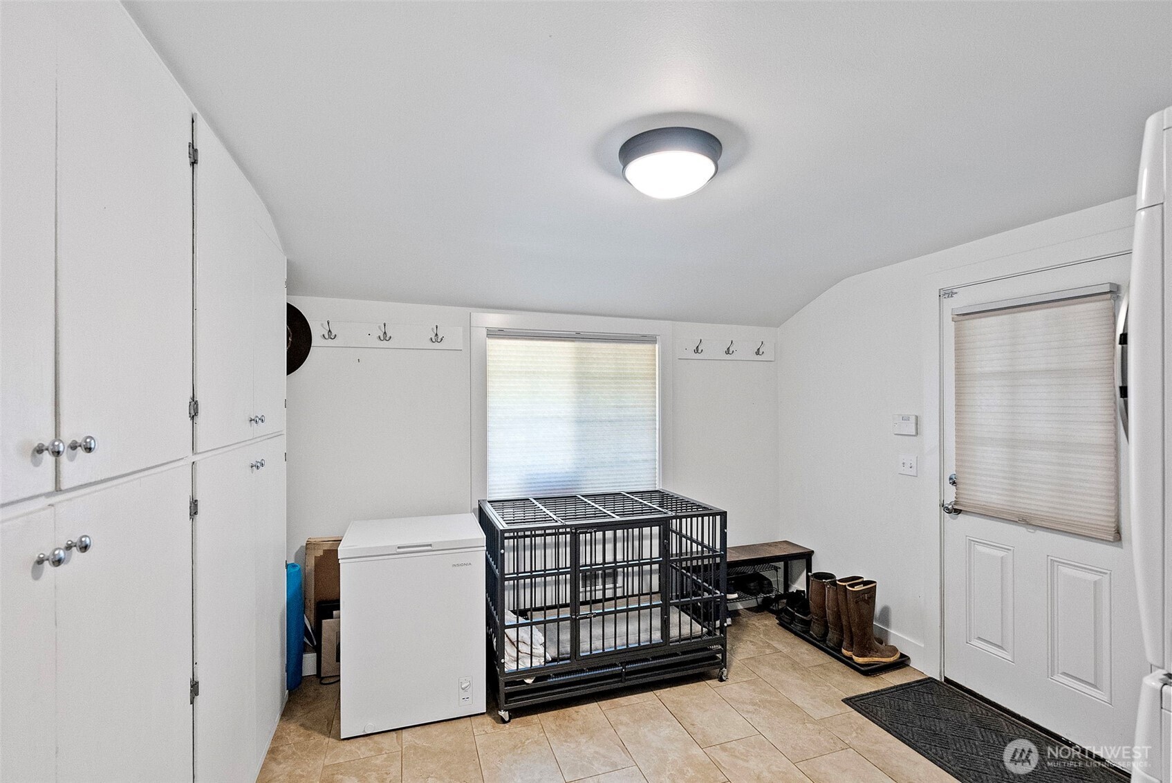 10191 West Belfair Valley Road Bremerton, WA 98312 - Photo 19 of 34