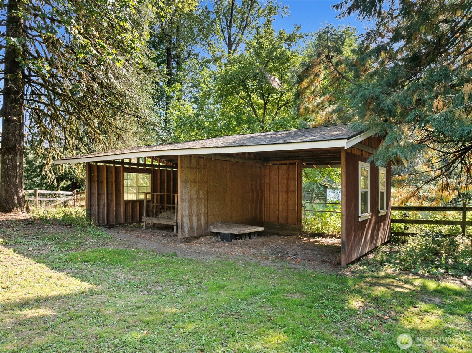 10191 West Belfair Valley Road Bremerton, WA 98312 - Photo 29 of 34