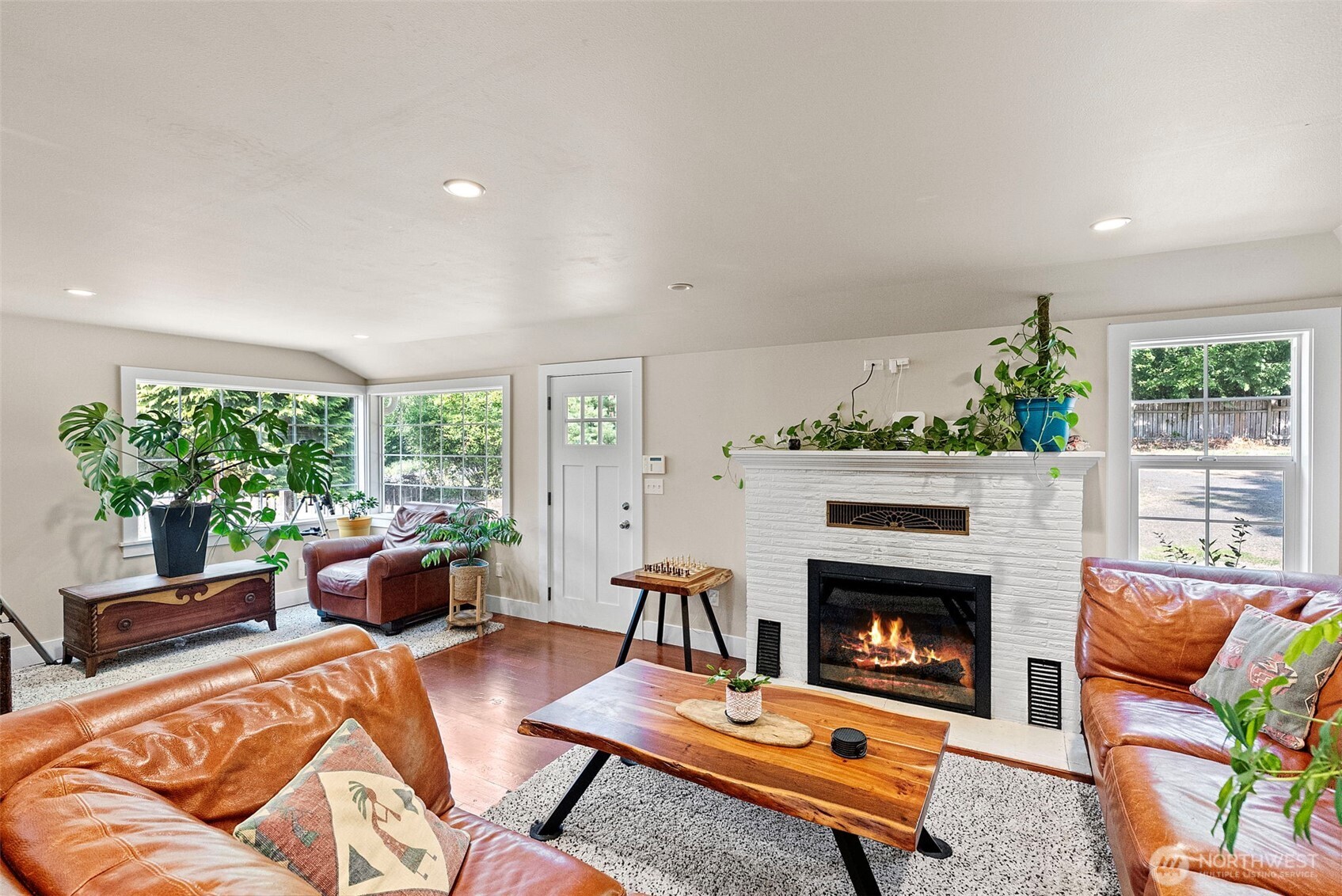 10191 West Belfair Valley Road Bremerton, WA 98312 - Photo 4 of 34