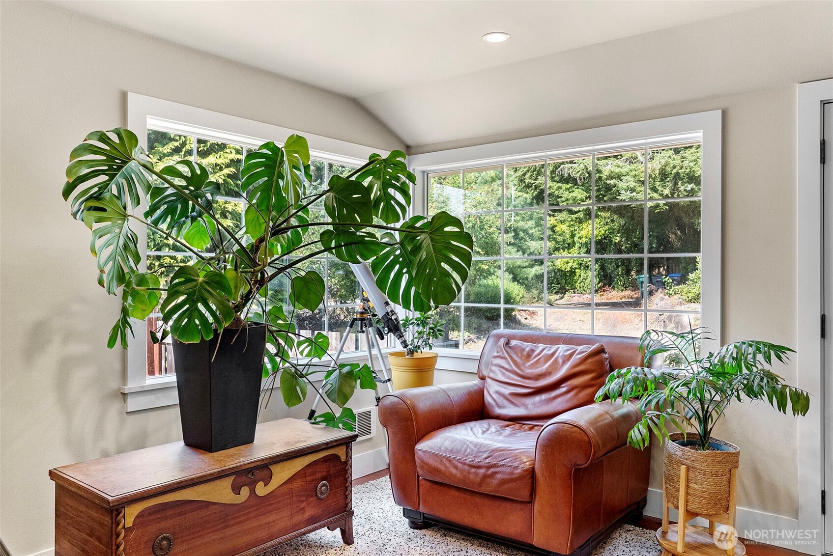 10191 West Belfair Valley Road Bremerton, WA 98312 - Photo 7 of 34