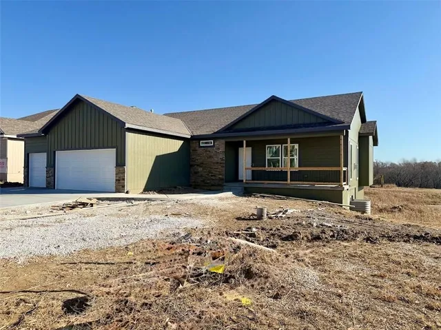 $492,500 | 1313 North Holland Drive, Independence, MO 64056