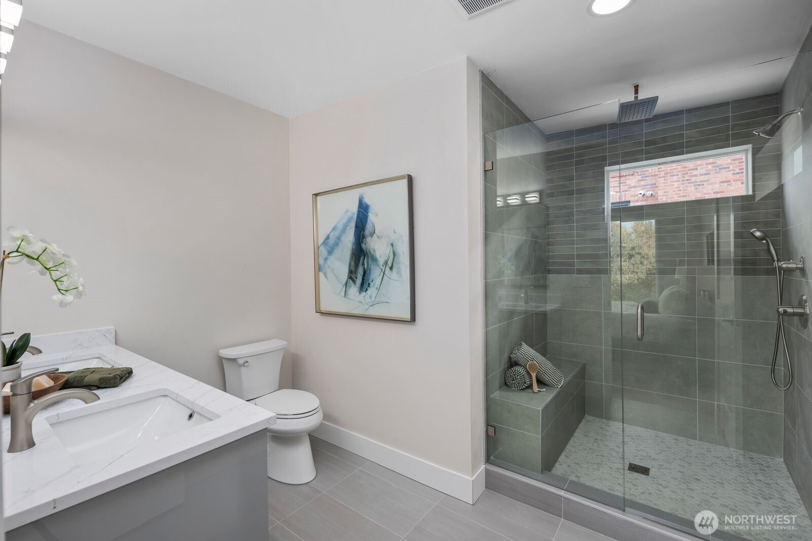 1701 41st Avenue Southwest Seattle, WA 98116 - Photo 26 of 40