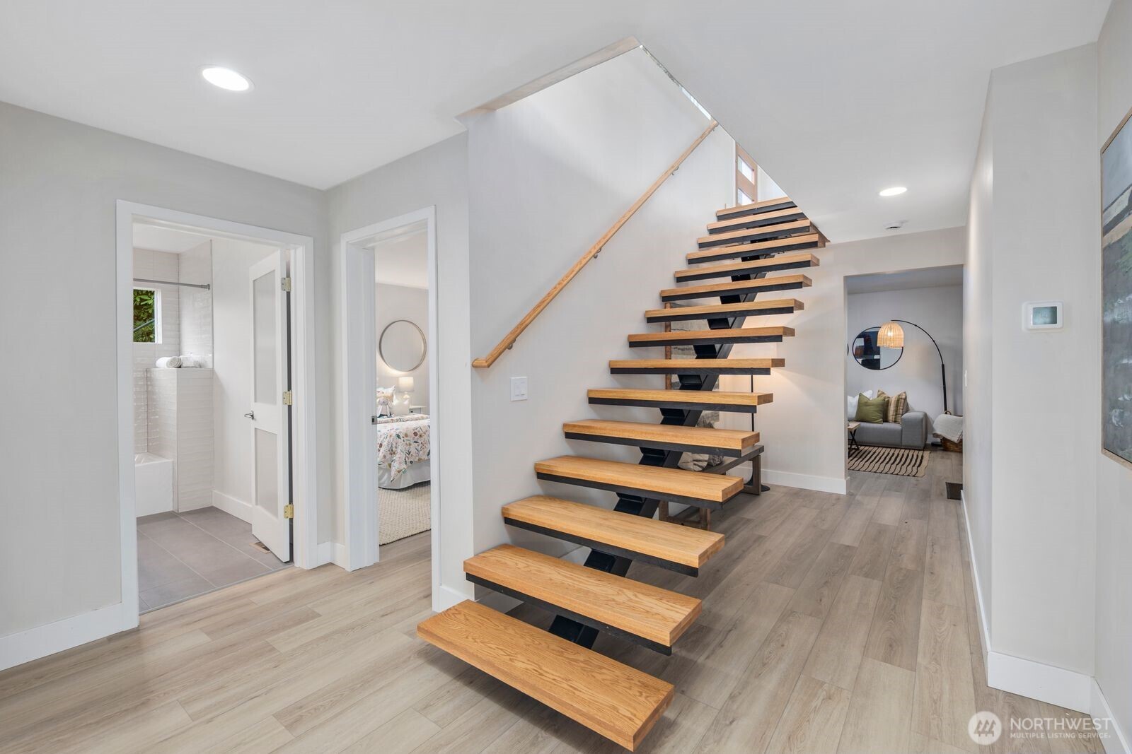 1701 41st Avenue Southwest Seattle, WA 98116 - Photo 30 of 40