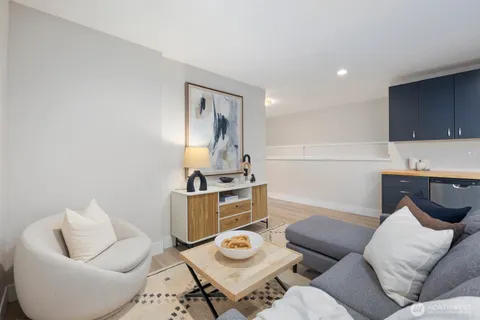 $2,300,000 | 1701 41st Avenue Southwest, Seattle, WA 98116