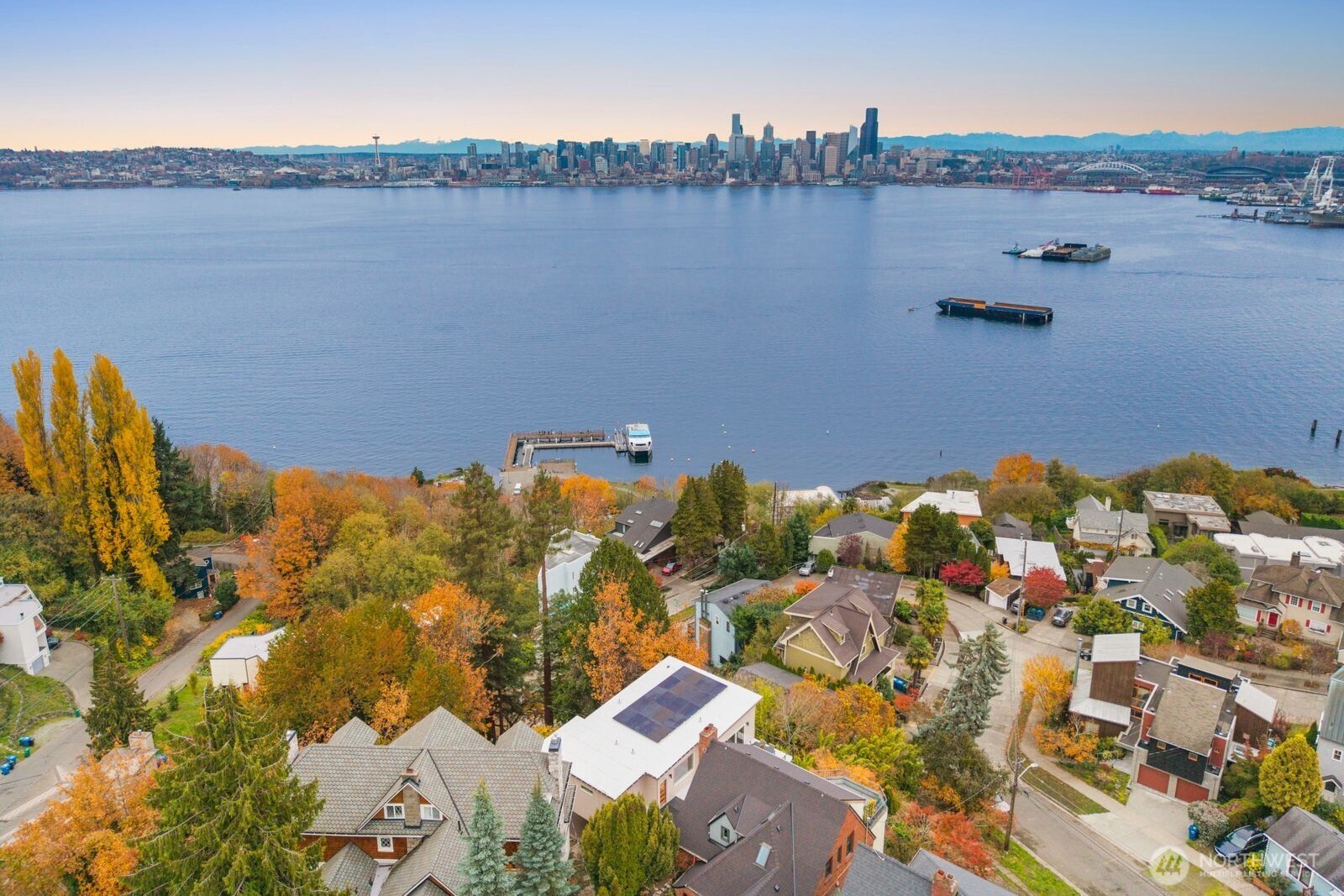 1701 41st Avenue Southwest Seattle, WA 98116 - Photo 38 of 40