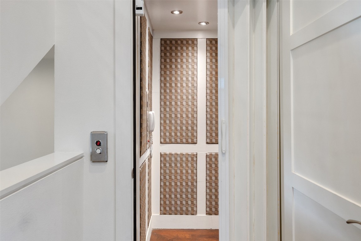 7025 Cielo Azul Pass Austin, TX 78732 - Photo 24 of 35 a view of front door