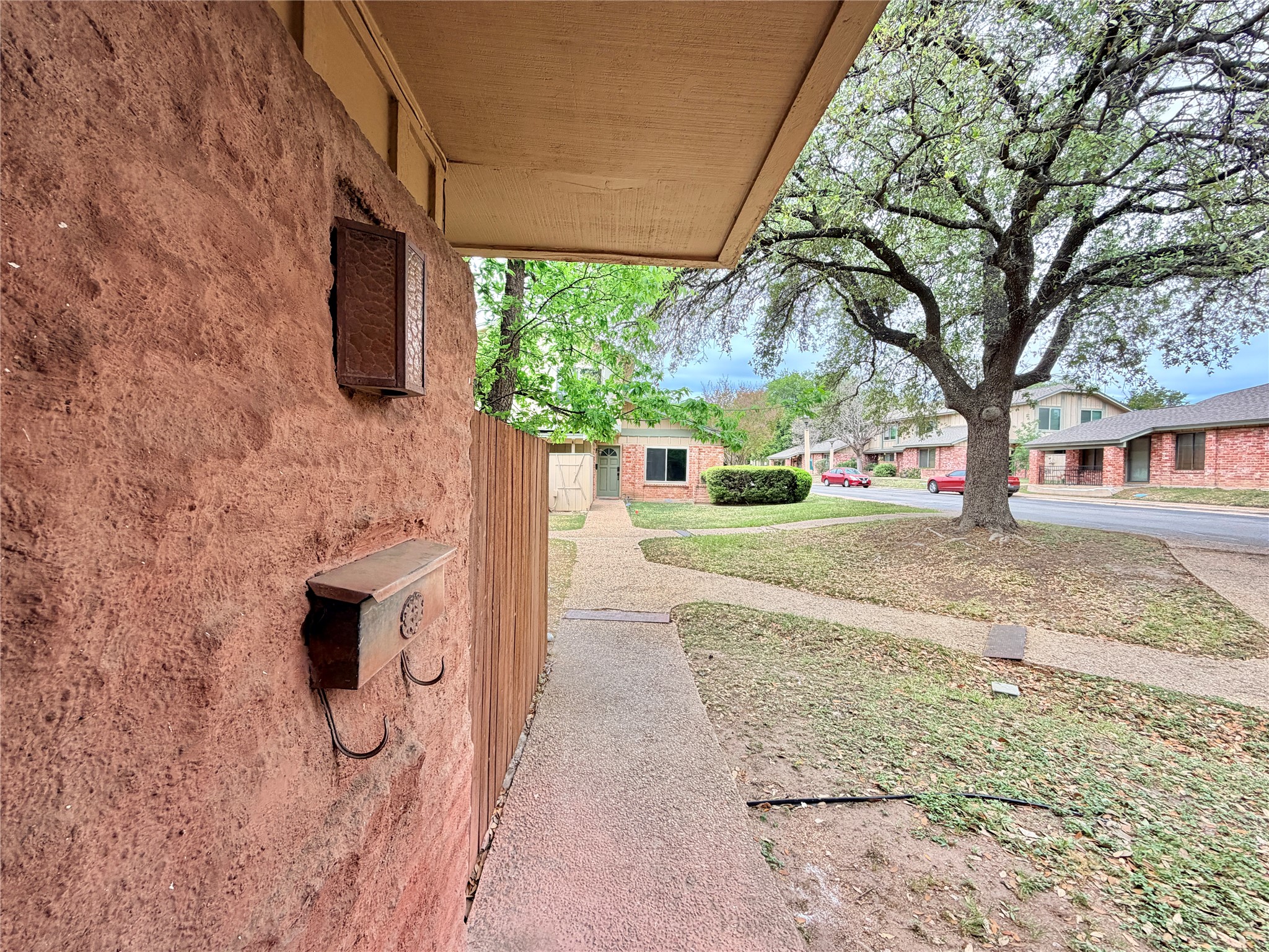 9623 Covey Ridge Lane Austin, TX 78758 - Photo 4 of 40 View of yard