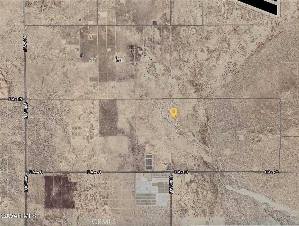 0 110th Street Palmdale, CA 93591 - Photo 3 of 4 a bathroom with a shower