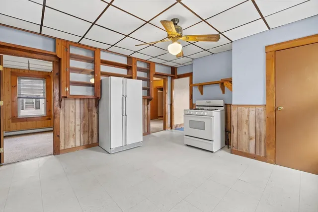 a view of a storage & utility room