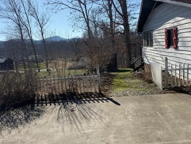 $363,000 | 344 Knollwood Drive, Wilkesboro, NC 28697