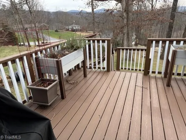 $363,000 | 344 Knollwood Drive, Wilkesboro, NC 28697