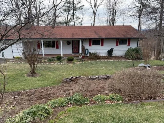 $363,000 | 344 Knollwood Drive, Wilkesboro, NC 28697