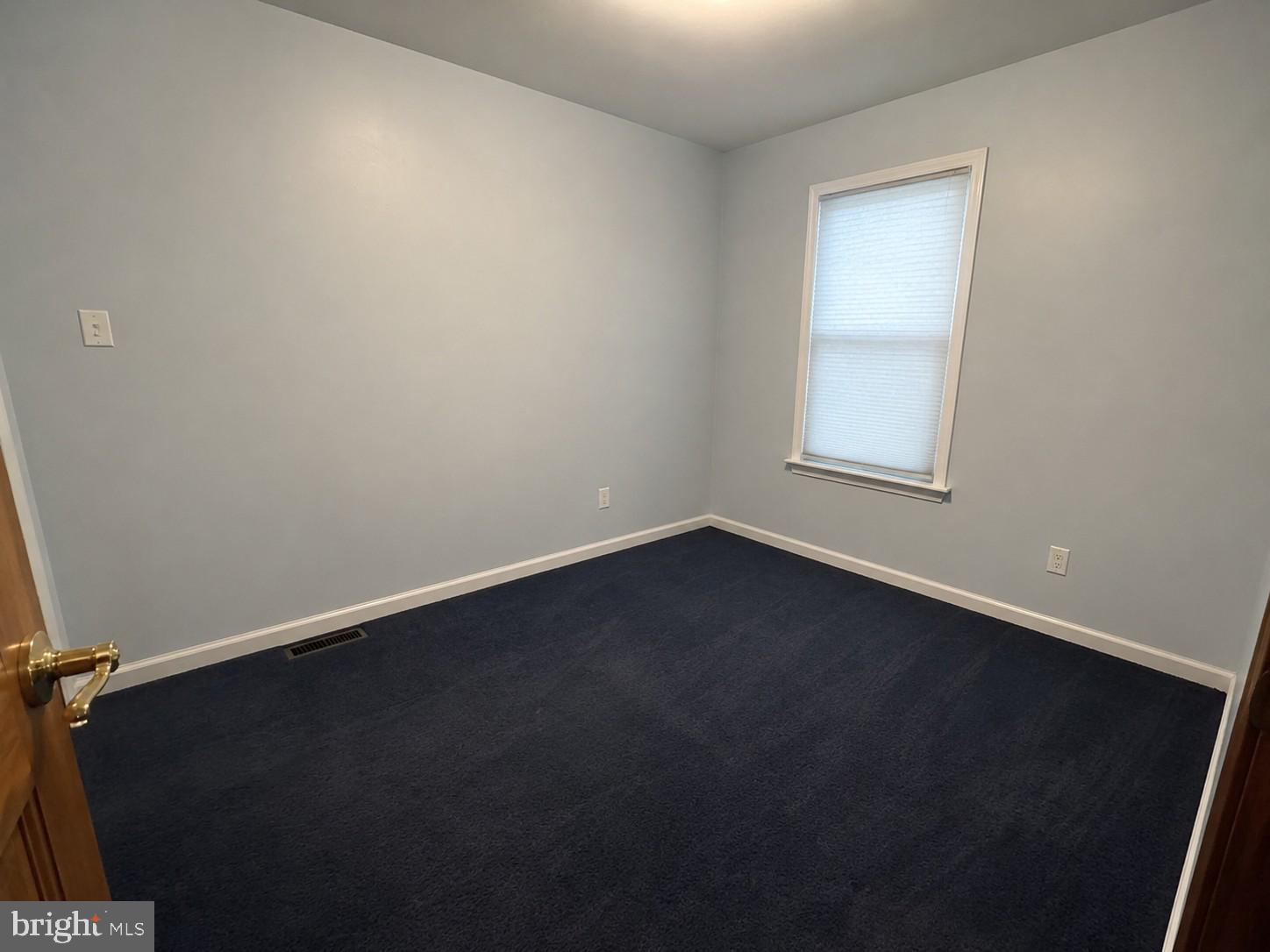 514 Filmore Street Riverside, NJ 08075 - Photo 9 of 28 Bedroom 1 - Ai Staging