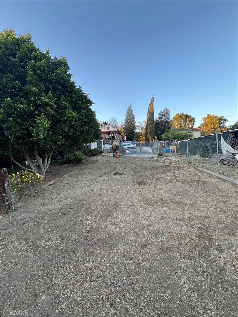 10568 Foothill Boulevard Sylmar, CA 91342 - Photo 38 of 40