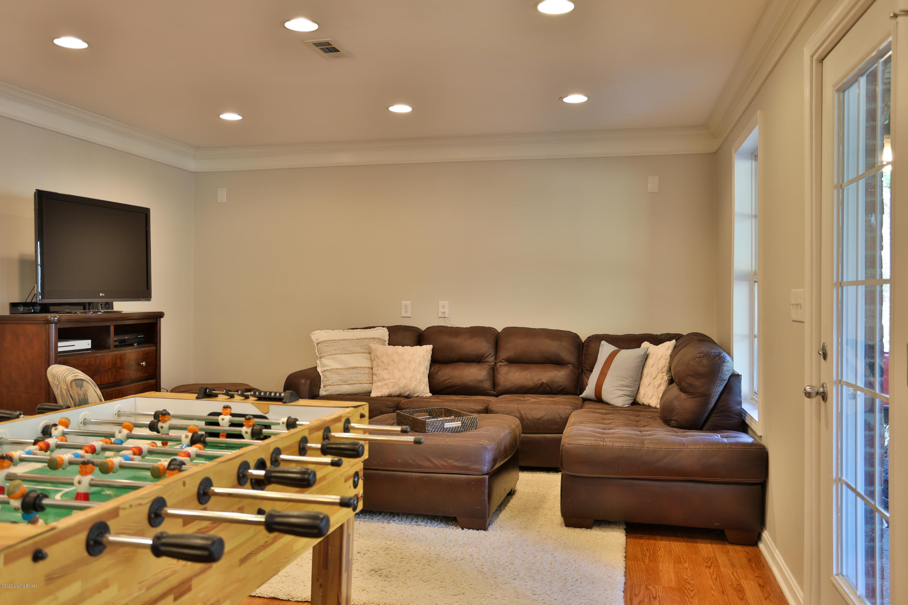 6411 El Rancho Road Louisville, KY 40291 - Photo 44 of 55 6411 El Rancho-41
