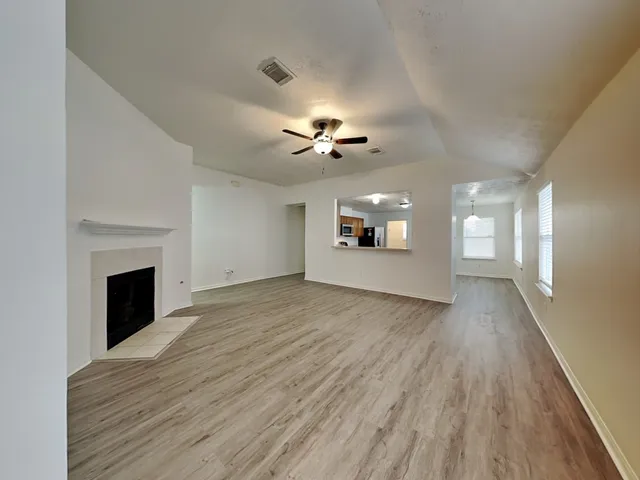 $1,665 | 931 Redcrest Springs Court, Houston, TX 77073