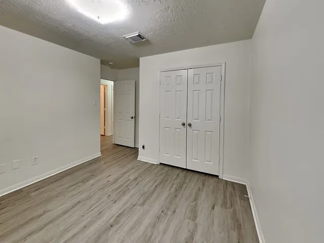 $1,665 | 931 Redcrest Springs Court, Houston, TX 77073