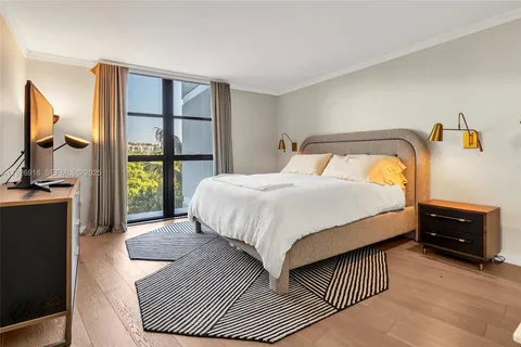 $1,150,000 | 9 Island Avenue, Unit 415, Miami Beach, FL 33139