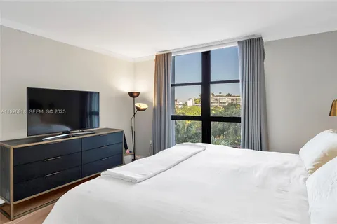 $1,150,000 | 9 Island Avenue, Unit 415, Miami Beach, FL 33139