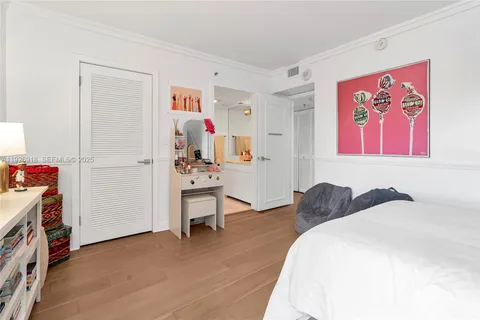 $1,150,000 | 9 Island Avenue, Unit 415, Miami Beach, FL 33139