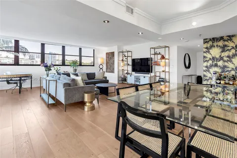 $1,150,000 | 9 Island Avenue, Unit 415, Miami Beach, FL 33139