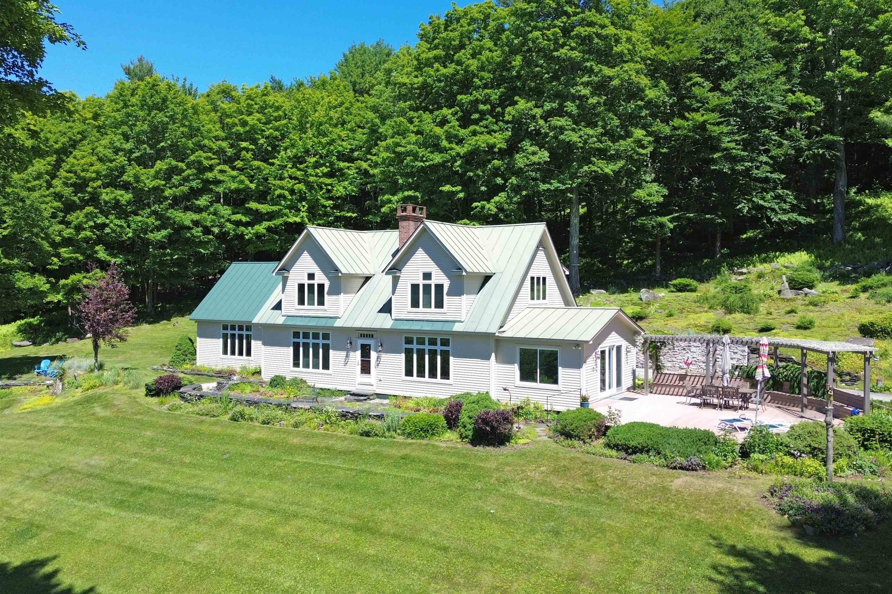 120 Ridge View Road Warren, VT 05674 - Photo 2 of 36