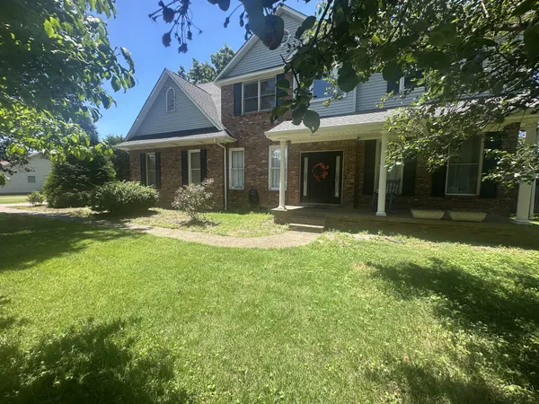 $325,000 | 202 Quincy Drive, Hopkinsville, KY 42240