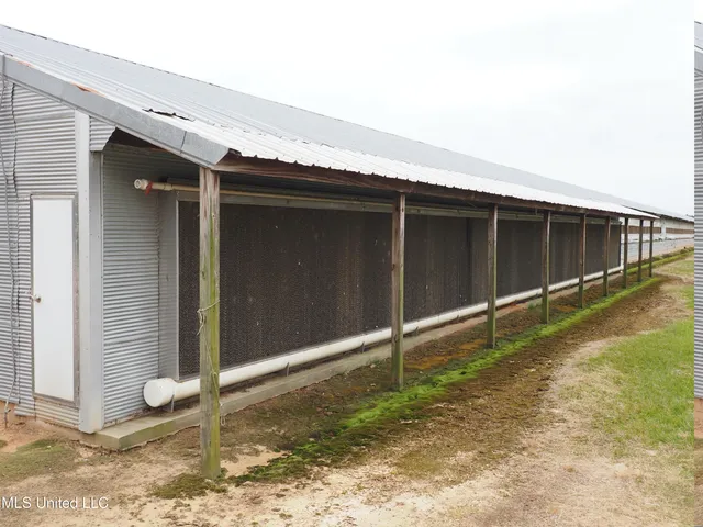 $1,100,000 | 571 Highway 583, Tylertown, MS 39667