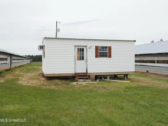 $1,100,000 | 571 Highway 583, Tylertown, MS 39667