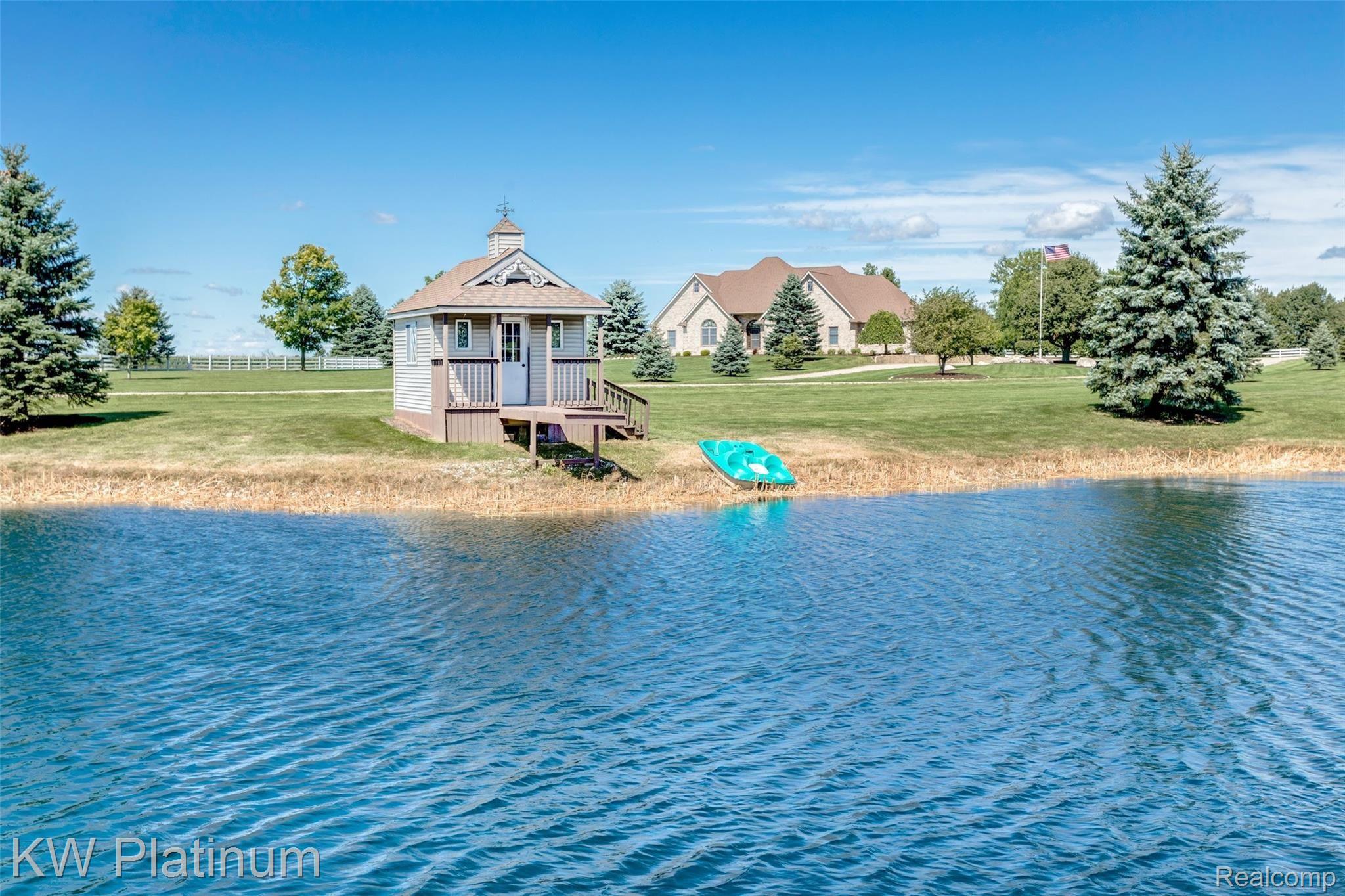 285 East Peck Road Peck, MI 48466 - Photo 11 of 54 6868AD90-6A71-488A-8391-BA33E6212EDB.jpeg