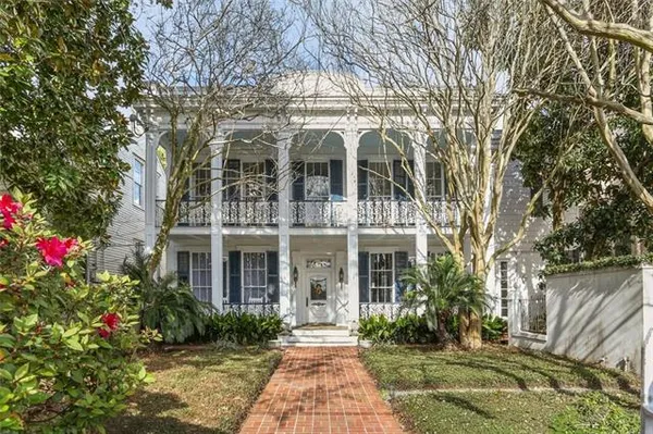 $1,350 | 1427 St Mary Street, Unit D, New Orleans, LA 70130