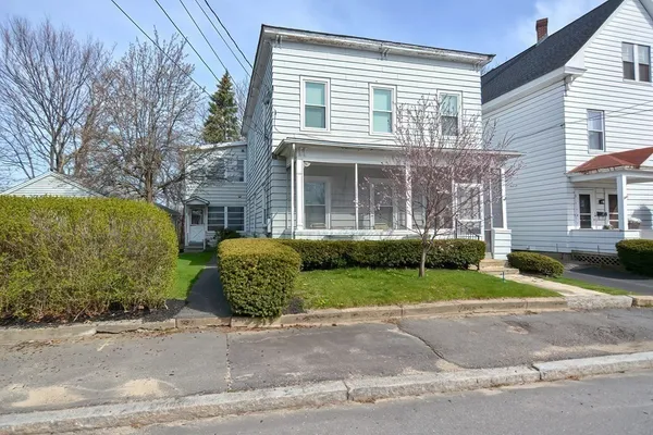 $2,600 | 11 Doane Street, Unit 2, Fitchburg, MA 01420