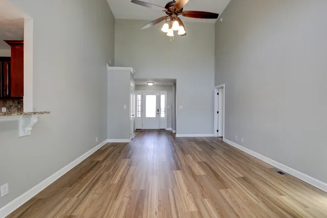 $1,850 | 3661 Fox Tail Drive, Clarksville, TN 37040