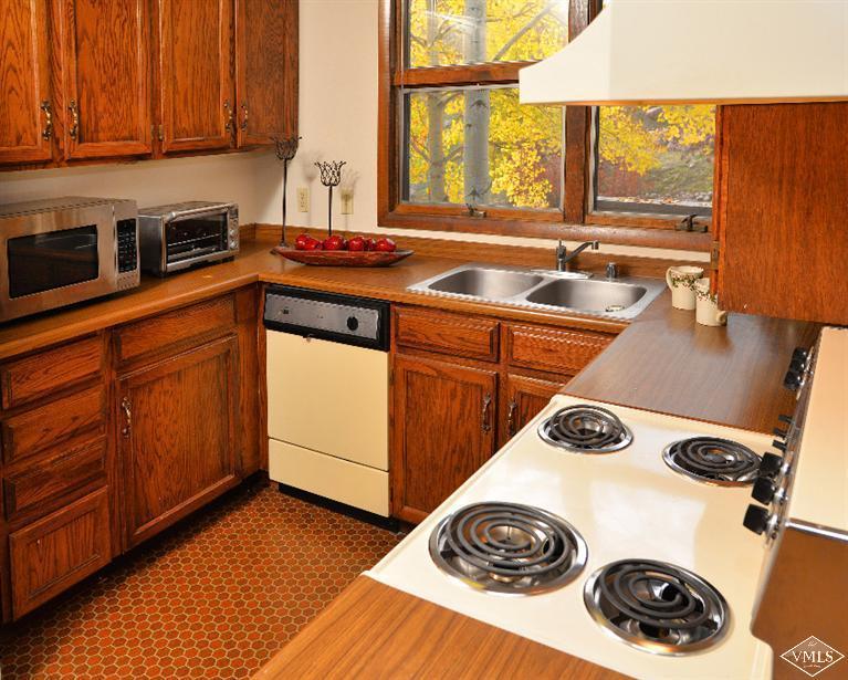 945 Red Sandstone Road, Unit B5 Vail, CO 81657 - Photo 8 of 25 Additional Photo