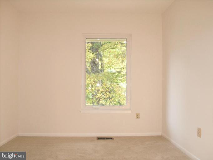 2012 Chadds Ford Drive Reston, VA 20191 - Photo 22 of 30 Bedroom #3