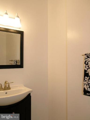 2012 Chadds Ford Drive Reston, VA 20191 - Photo 24 of 30 Half Bath 2