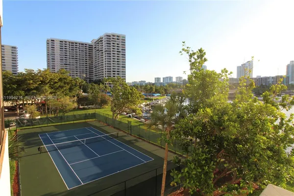 $3,000 | 2500 Parkview Drive, Unit 1418, Hallandale Beach, FL 33009