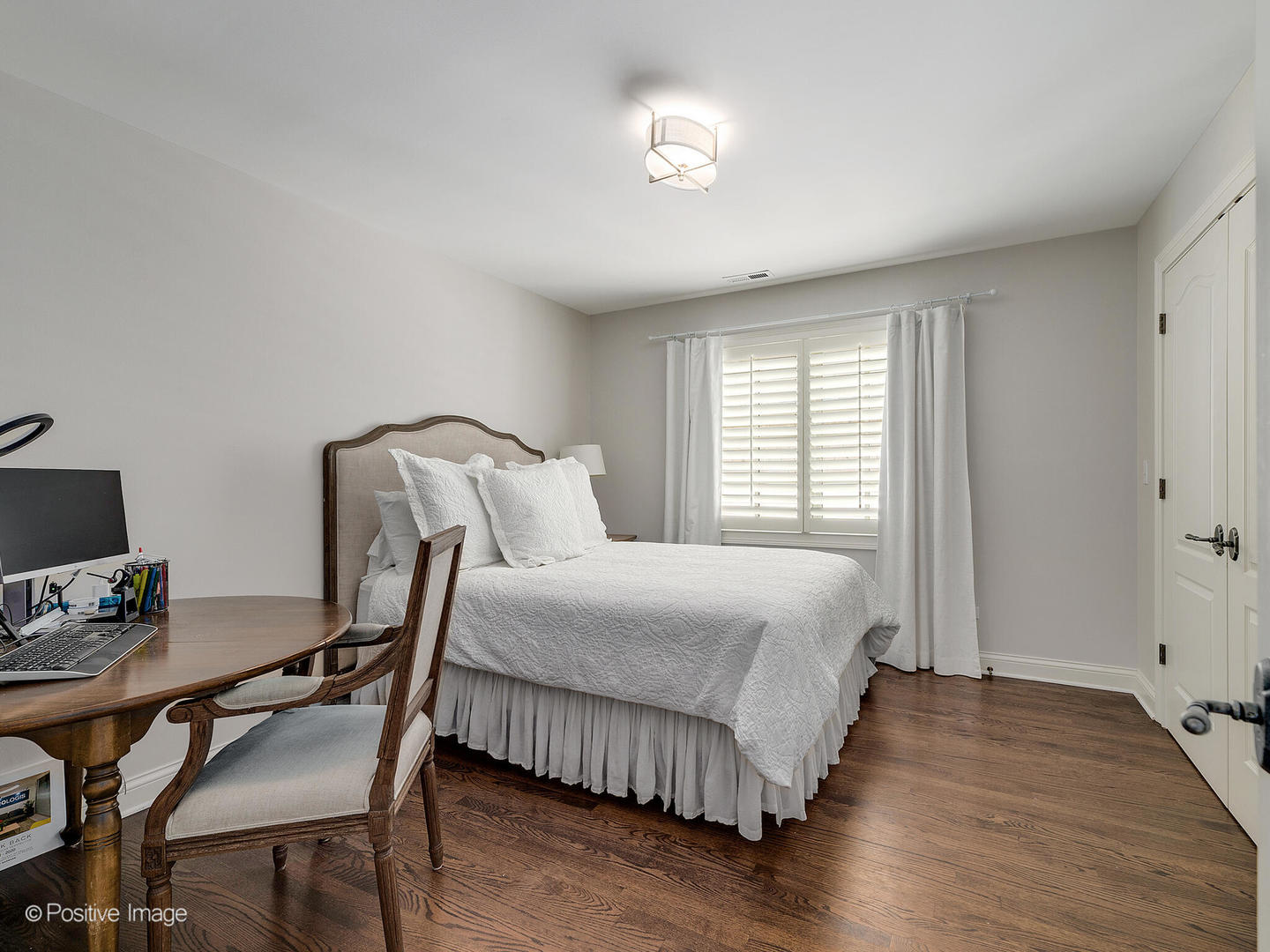 308 North County Line Road Hinsdale, IL 60521 - Photo 29 of 40 a bedroom with a bed and a desk