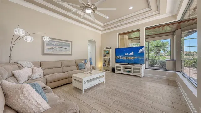 $1,989,000 | 6919 Dominion Lane, Lakewood Ranch, FL 34202