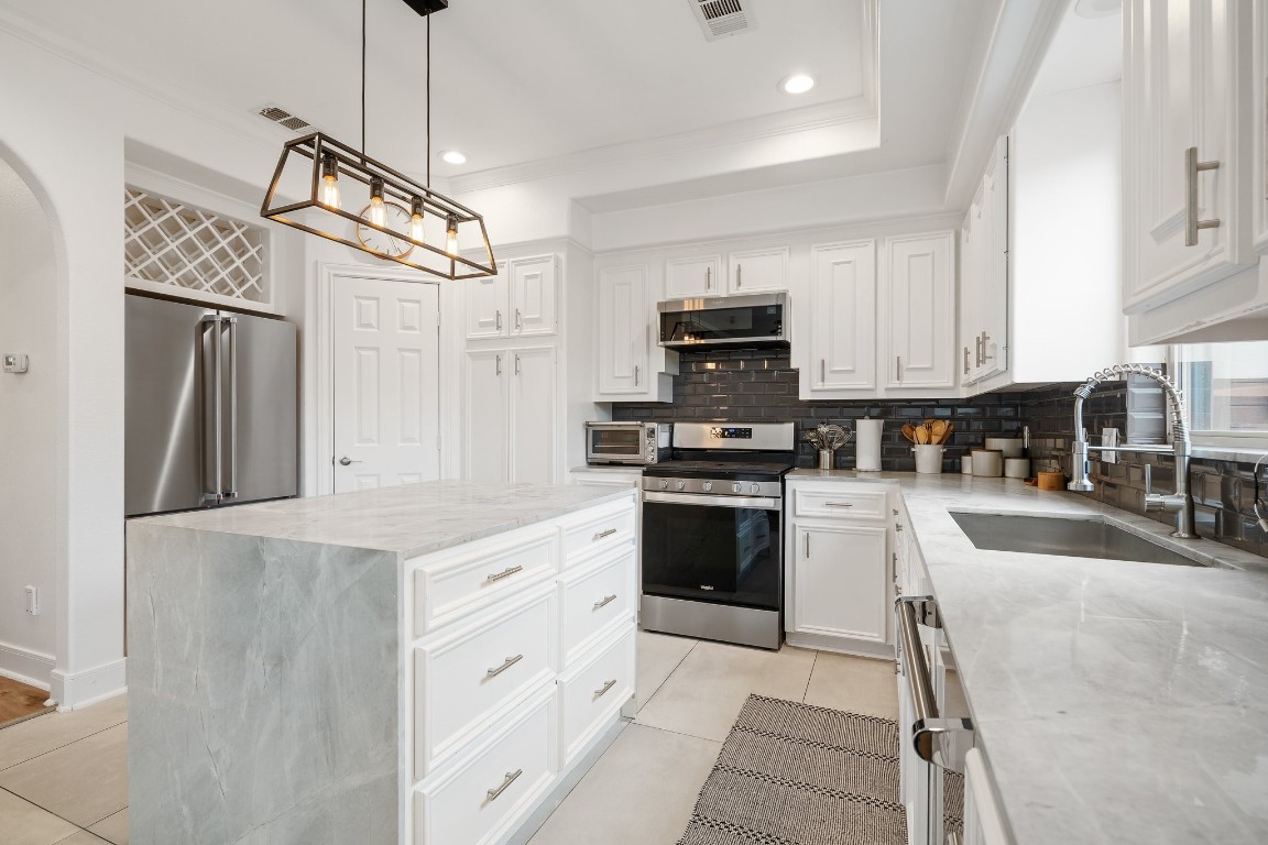 2017 Morse Street Houston, TX 77019 - Photo 20 of 37