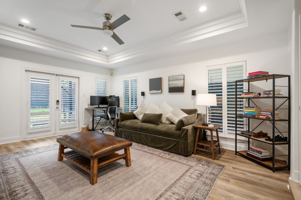 2017 Morse Street Houston, TX 77019 - Photo 7 of 37