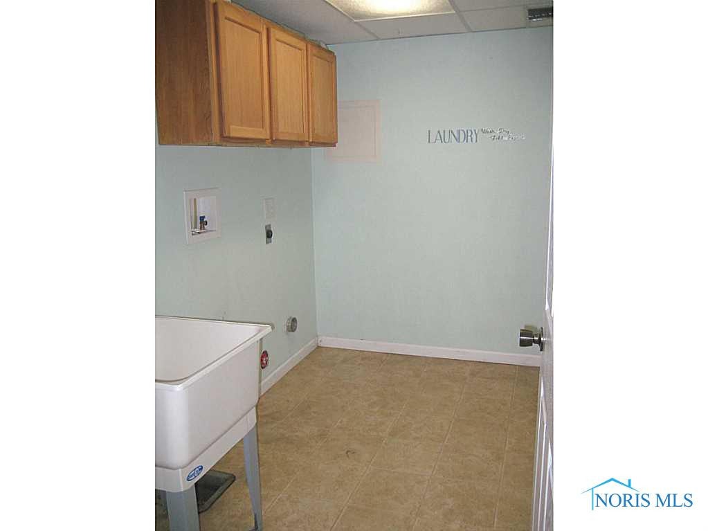 4303 Glann Road Toledo, OH 43607 - Photo 18 of 20 Gallery Image 18