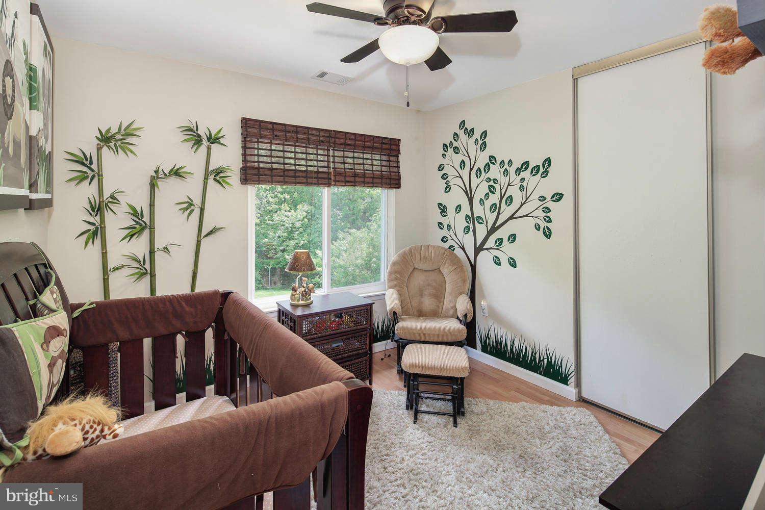 5908 Hall Street Springfield, VA 22152 - Photo 20 of 26 Bedroom