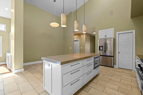 $6,495 | 2609 Oak Haven Drive, Austin, TX 78704